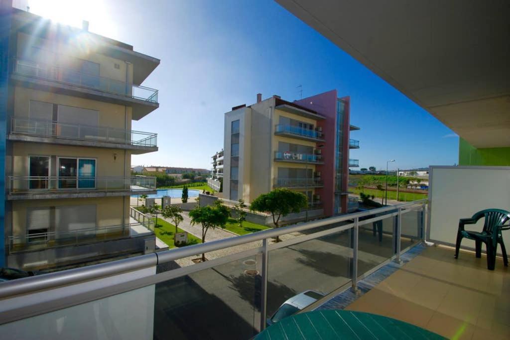 Parasol Appartment Сан-Мартинью-ду-Порту Экстерьер фото