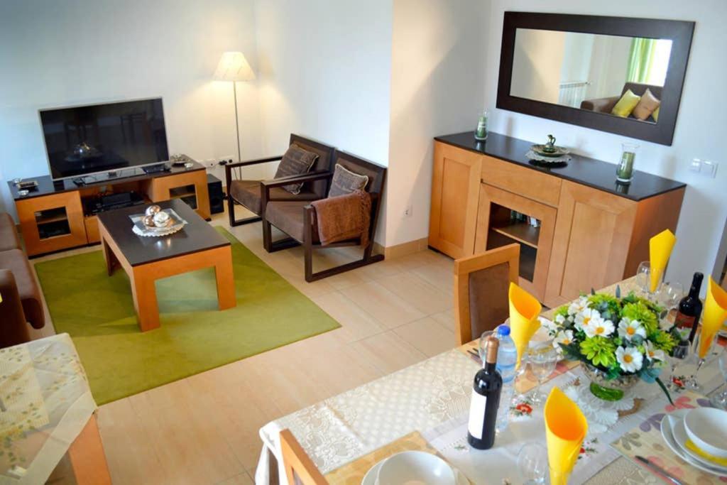 Parasol Appartment Сан-Мартинью-ду-Порту Экстерьер фото