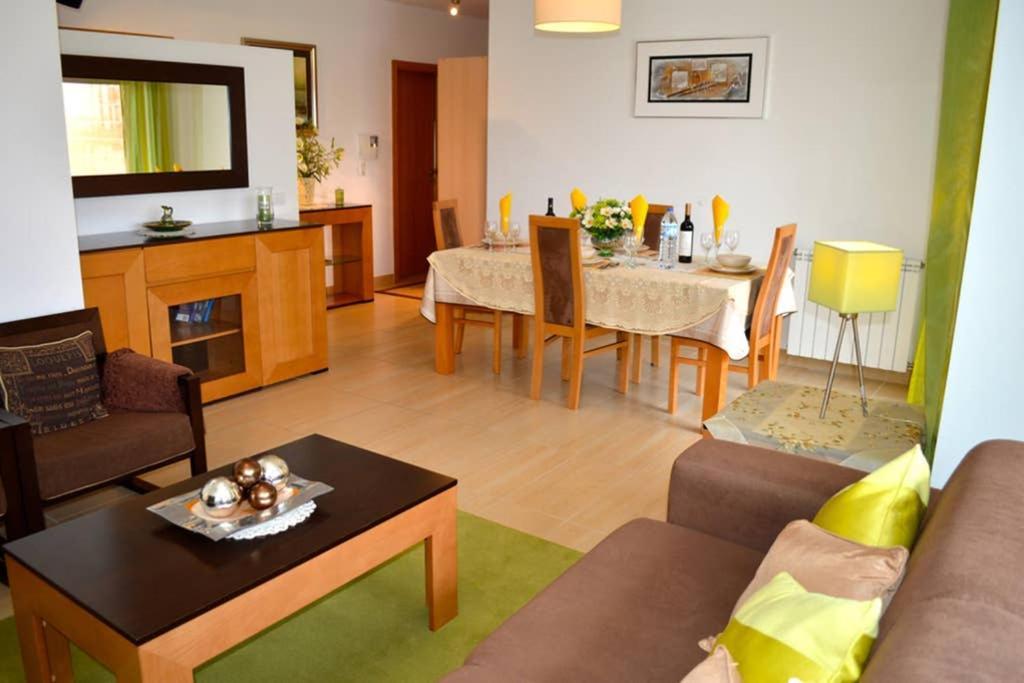 Parasol Appartment Сан-Мартинью-ду-Порту Экстерьер фото