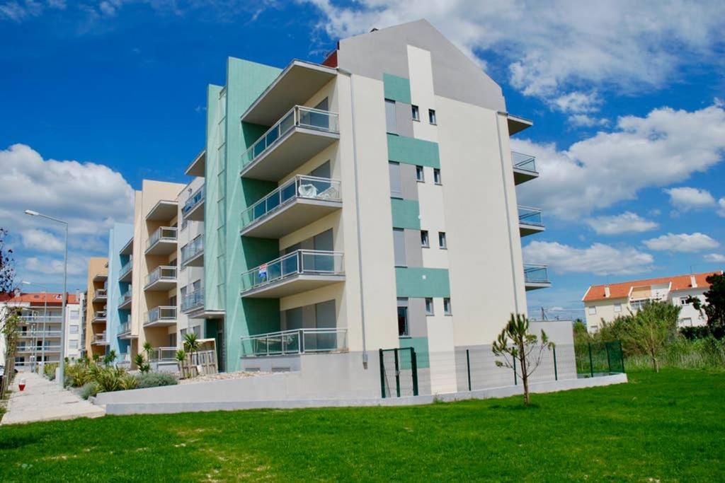 Parasol Appartment Сан-Мартинью-ду-Порту Экстерьер фото
